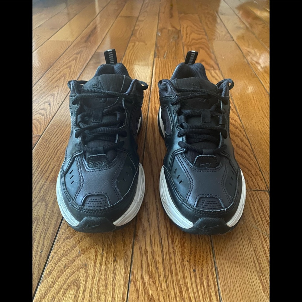 Women Nike shoes